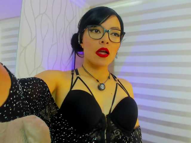 abellaskin1 live cam on BongaCams