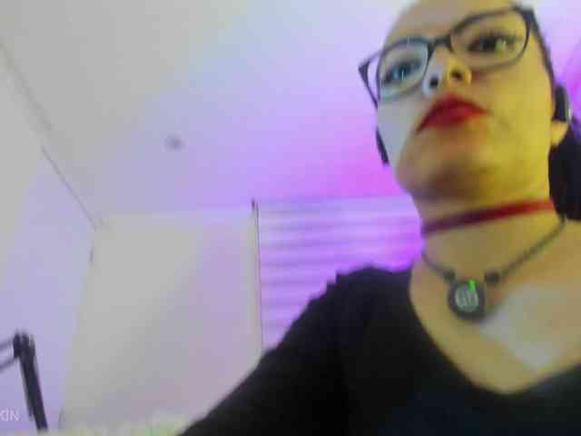 abellaskin1 webcam