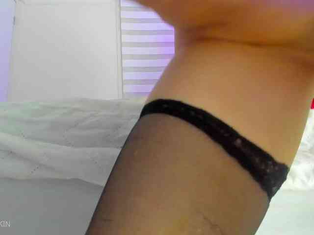abellaskin1 webcam