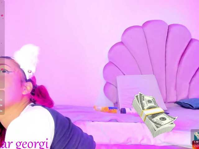 kitty-wine live cam on BongaCams