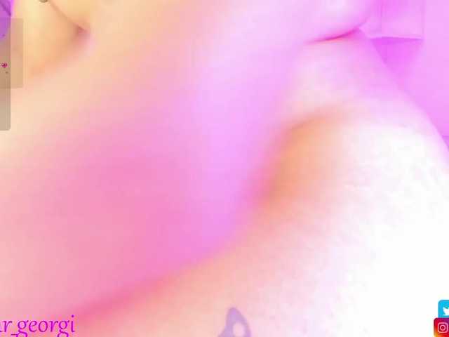 kitty-wine live cam on BongaCams