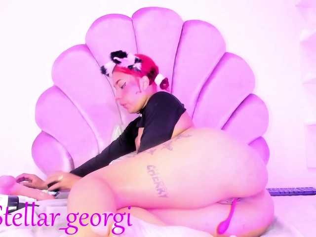 kitty-wine live cam on BongaCams