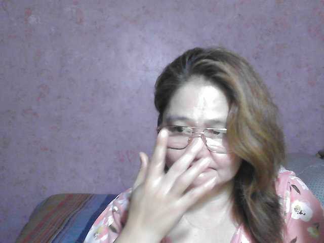 NICEtitspinay live cam on BongaCams