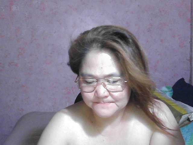 NICEtitspinay live webcam show