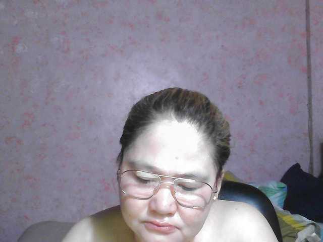 NICEtitspinay live cam on BongaCams