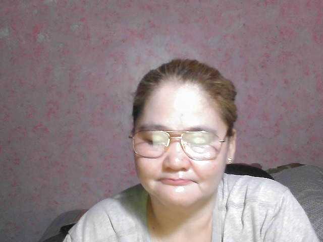 NICEtitspinay live cam on BongaCams