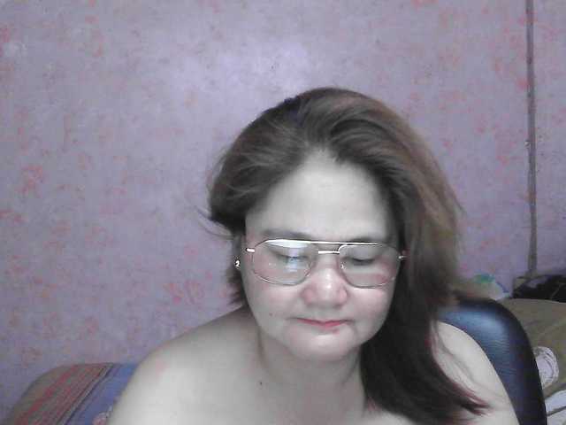 NICEtitspinay live cam on BongaCams