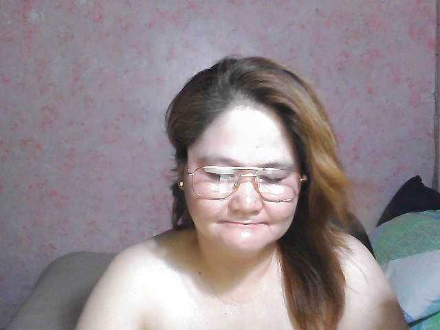 NICEtitspinay live webcam show