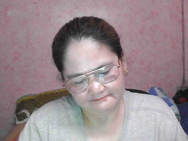 NICEtitspinay live cam on BongaCams