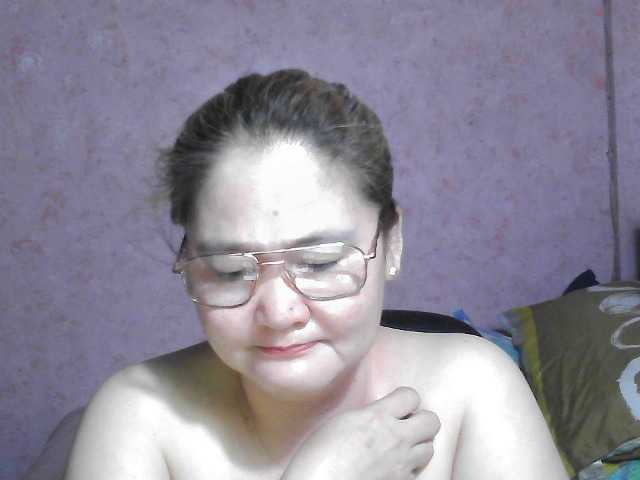 NICEtitspinay live webcam show