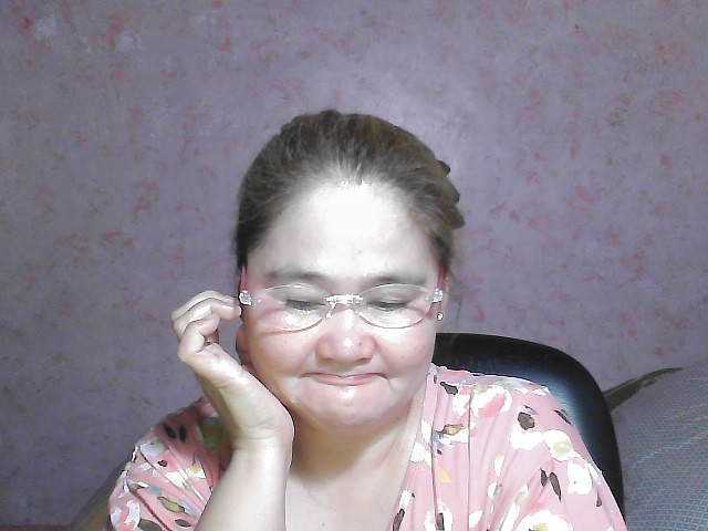 NICEtitspinay live cam on BongaCams