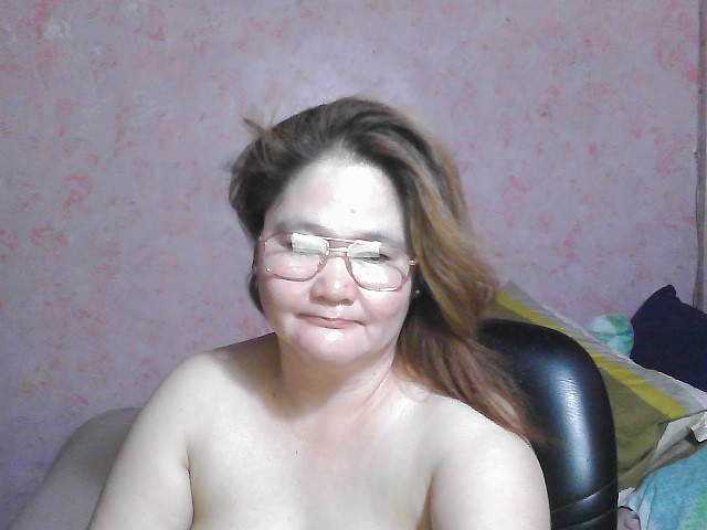 NICEtitspinay live webcam show