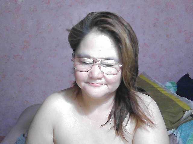 NICEtitspinay live webcam show