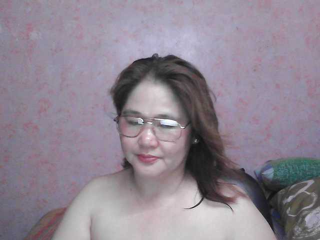 NICEtitspinay live cam on BongaCams