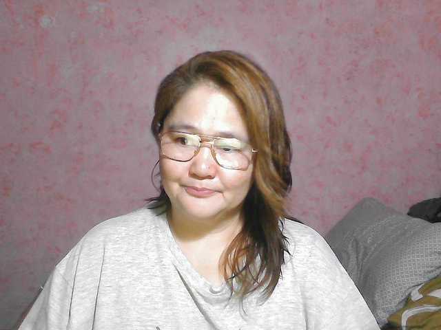 NICEtitspinay live cam on BongaCams