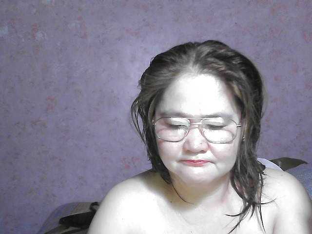 NICEtitspinay live cam on BongaCams