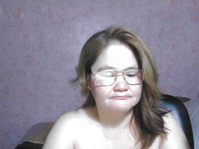 NICEtitspinay live cam on BongaCams