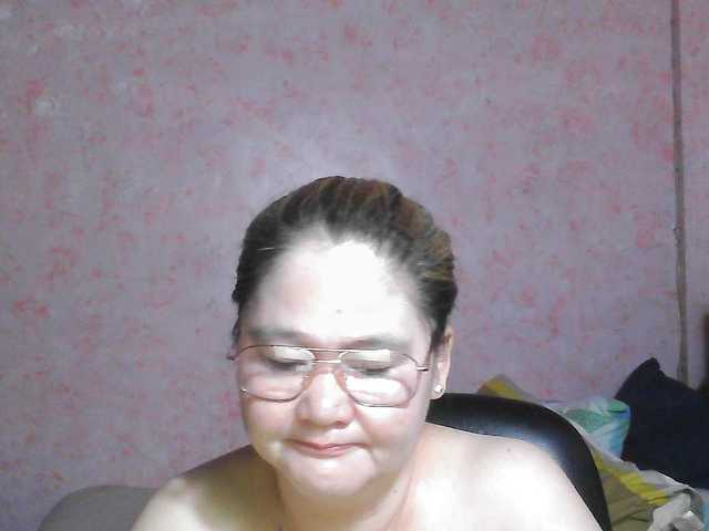 NICEtitspinay live webcam show