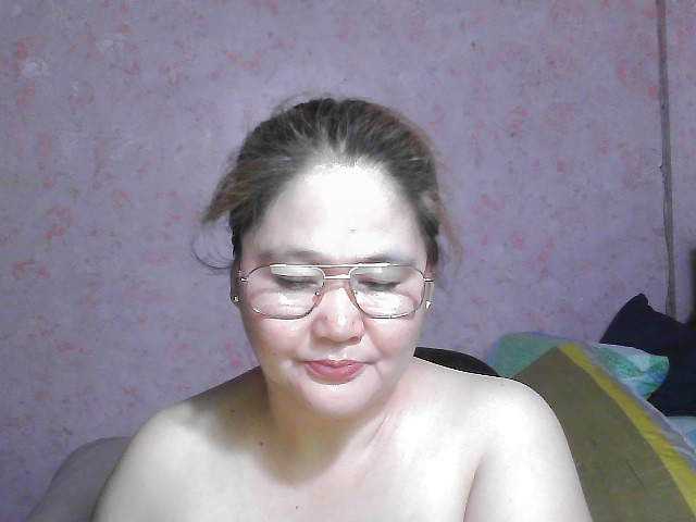 NICEtitspinay live webcam show