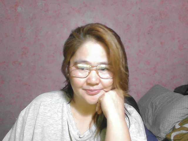NICEtitspinay live cam on BongaCams