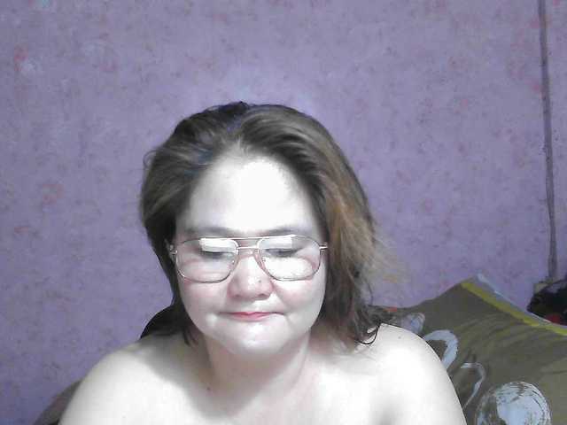 NICEtitspinay live cam on BongaCams