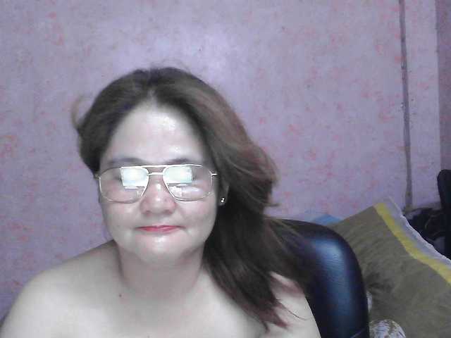 NICEtitspinay live cam on BongaCams
