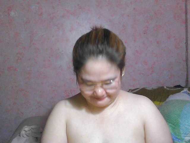 NICEtitspinay live webcam show