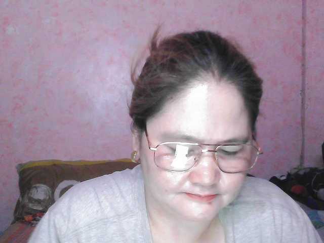 NICEtitspinay live cam on BongaCams