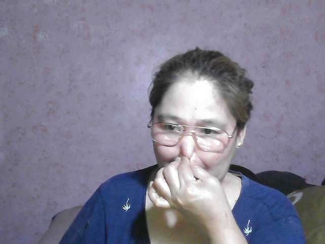 NICEtitspinay live cam on BongaCams