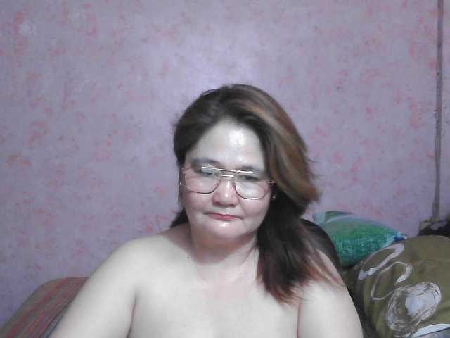 NICEtitspinay live cam on BongaCams