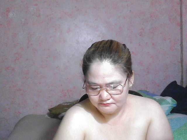 NICEtitspinay live webcam show