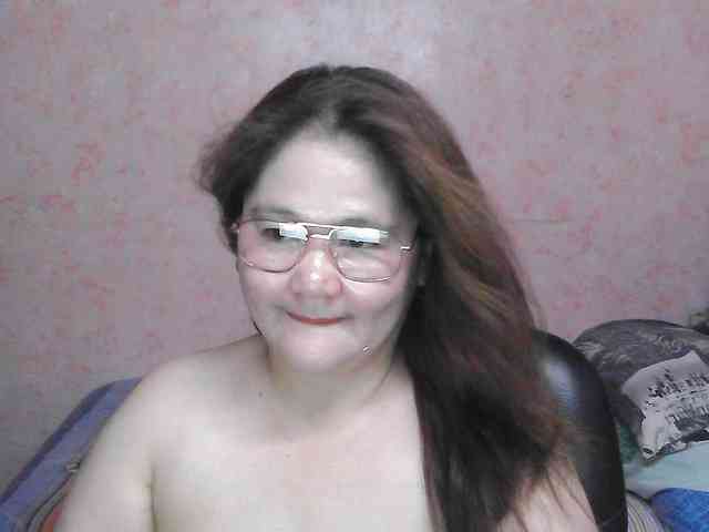 NICEtitspinay webcam