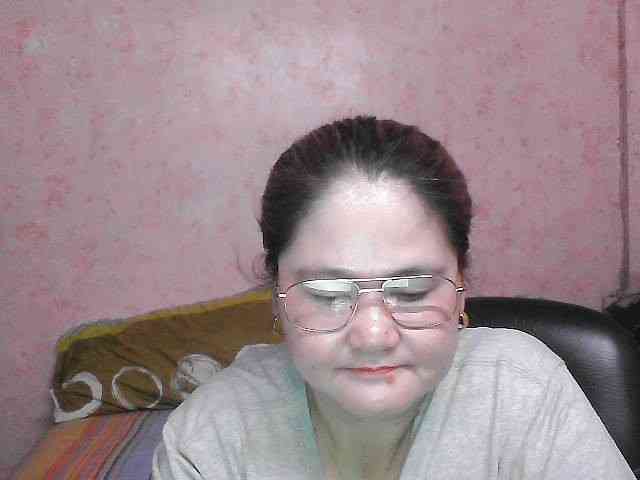 NICEtitspinay webcam