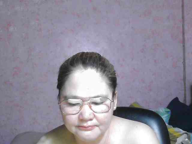 NICEtitspinay webcam