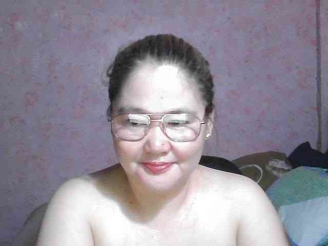 NICEtitspinay webcam