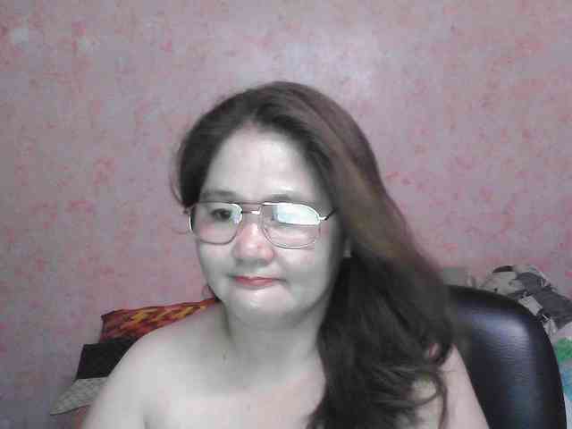 NICEtitspinay webcam