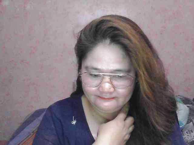 NICEtitspinay webcam