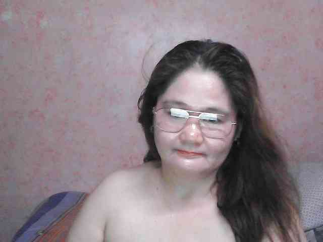 NICEtitspinay webcam