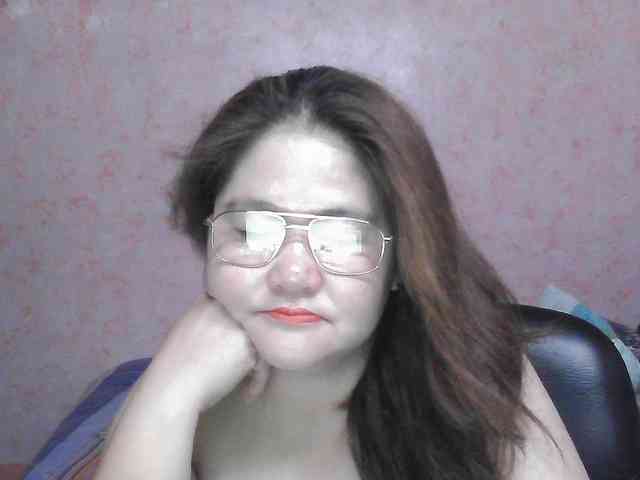 NICEtitspinay webcam