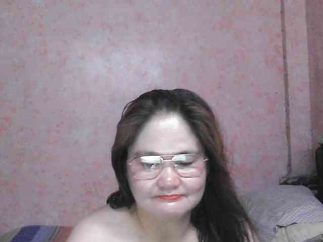 NICEtitspinay webcam