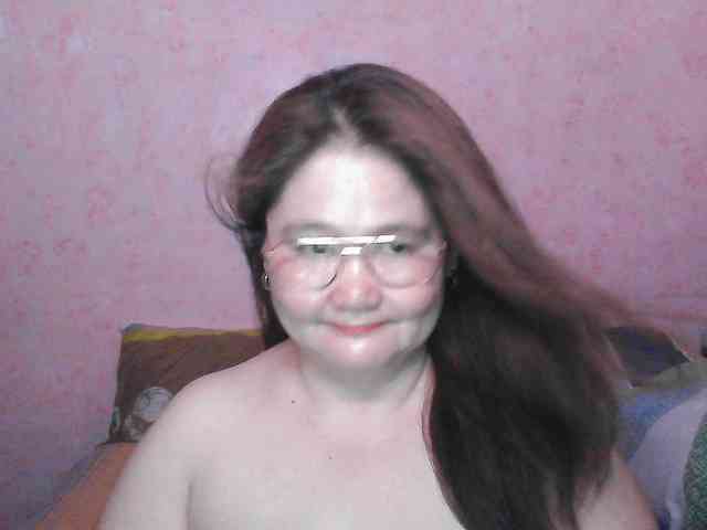 NICEtitspinay webcam