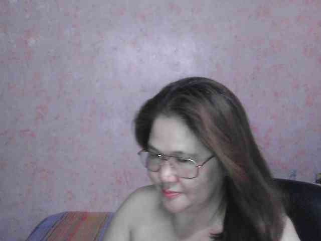 NICEtitspinay webcam