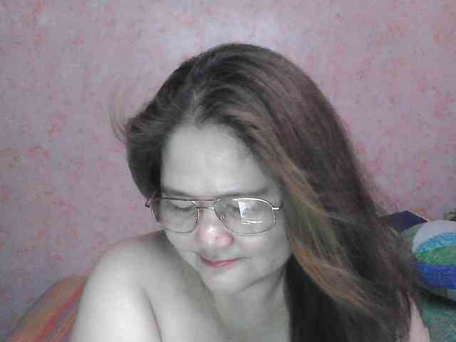 NICEtitspinay webcam