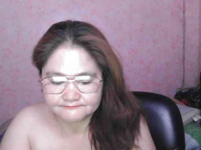 NICEtitspinay webcam