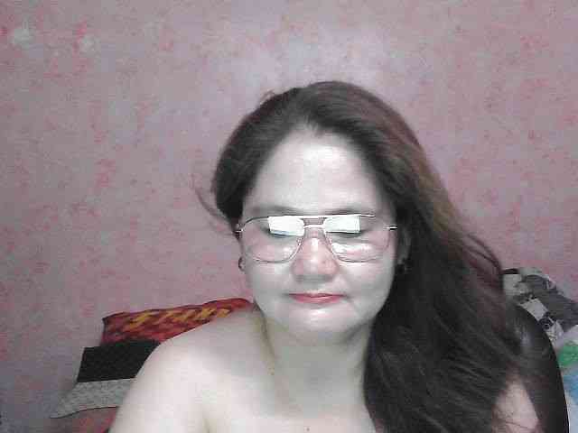 NICEtitspinay webcam