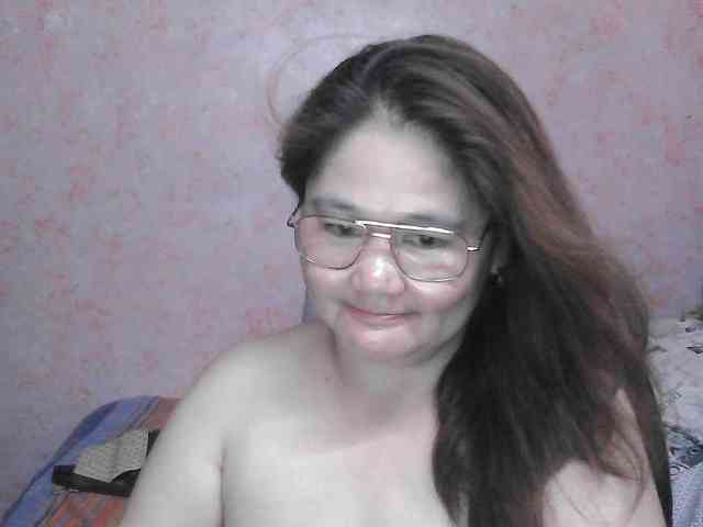 NICEtitspinay webcam