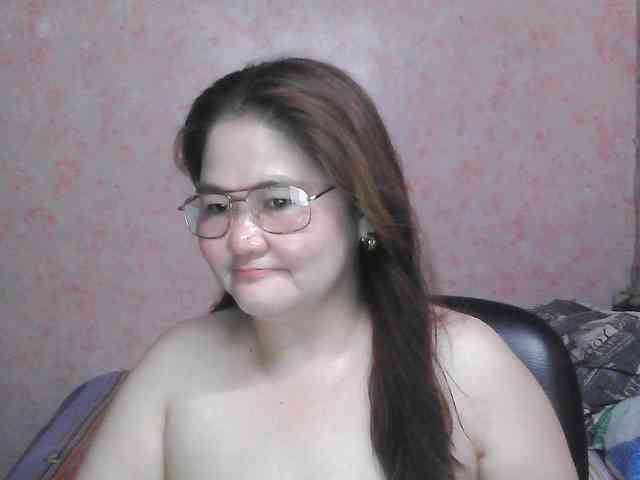 NICEtitspinay webcam