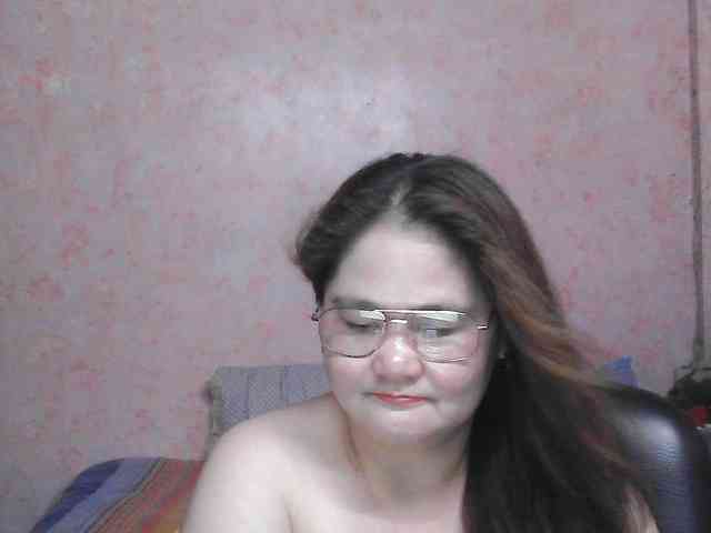 NICEtitspinay webcam