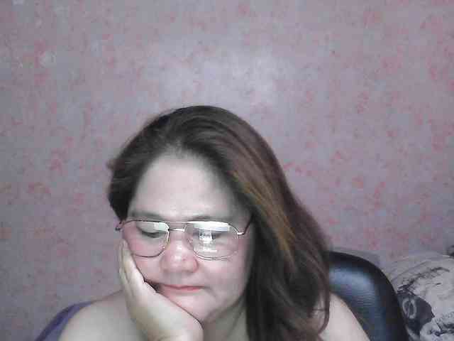 NICEtitspinay webcam