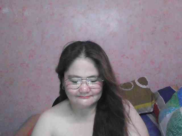 NICEtitspinay webcam